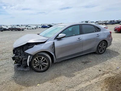 2023 KIA FORTE LXS, фото 1, лот 10782689