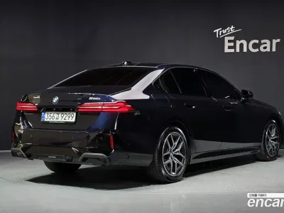 2026 BMW 5-Series 520i M Sport, фото 2, лот 10221158