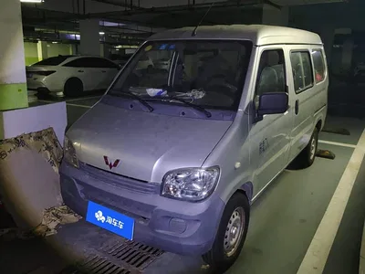 2015 Wuling Motors Wuling Zhiguang 1.2L S Utility LSI, фото 1, лот 11529172