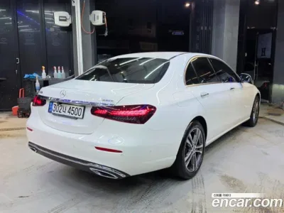 2022 Mercedes-Benz E-Class E350 4MATIC Avantgarde, фото 4, лот 11587299