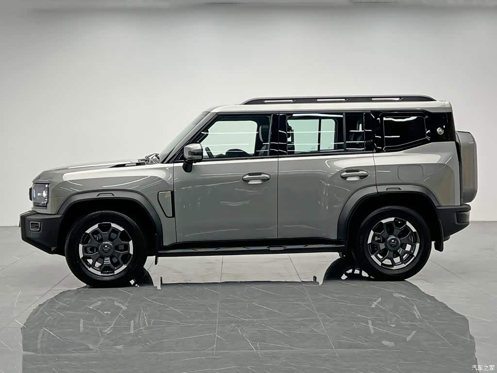 2026 Jetour Traveler Model 2.0T 4WD Cross, фото 3, лот 11203162