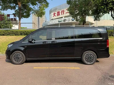 2017 Mercedes-Benz V-Class Model V 260 L Premium Extended Edition, фото 3, лот 10251230