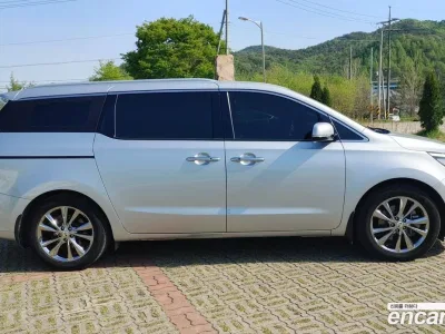 2019 Kia Canival 9-Seater Noblesse Special, фото 4, лот 10368203