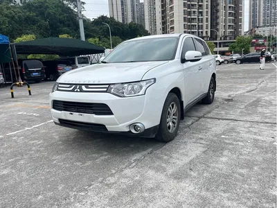 2013 Mitsubishi Outlander (Import) 2.0L 2WD Sport Navigation 5-seater, фото 1, лот 10398770
