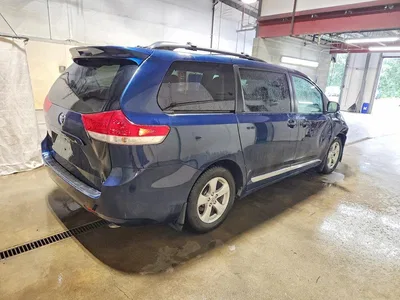 2012 TOYOTA SIENNA LE, фото 3, лот 10542822