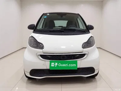 2014 smart fortwo 1.0 MHD Hardtop New Year Special Edition, фото 2, лот 10370927