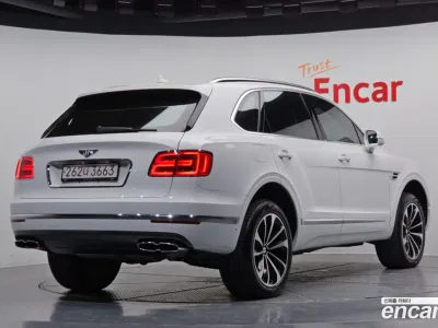 2019 Bentley Bentayga 4.0 V8, фото 2, лот 10118065