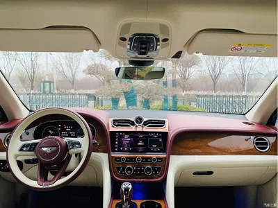 2021 Bentley Bentayga, фото 4, лот 10244909