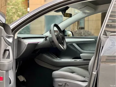 2024 Tesla Model Y Rear-Wheel Drive Version, фото 4, лот 11182635