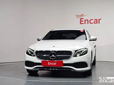 2019 Mercedes-Benz E-Class E300 4MATIC Avnatgarde, фото 2, лот 10047015