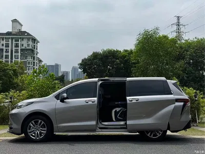 2023 Toyota Sienna 2.5L Hybrid Comfort Edition, фото 4, лот 11206281