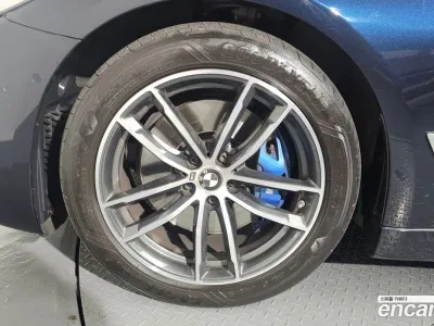 2022 BMW 5-Series 520i M Sport, фото 4, лот 10044968