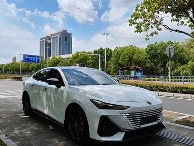 2022 Changan UNI-V 1.5T Premium Model, фото 3, лот 10248978