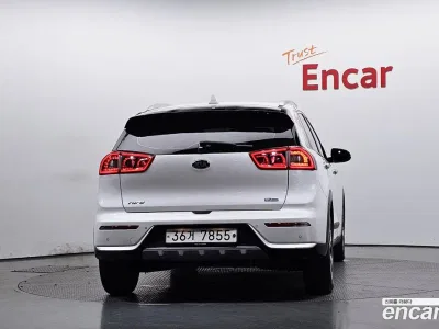 2018 Kia Niro Noblesse, фото 4, лот 10115234