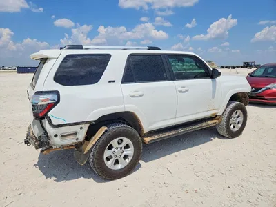 2023 TOYOTA 4RUNNER SR5, фото 3, лот 10525428