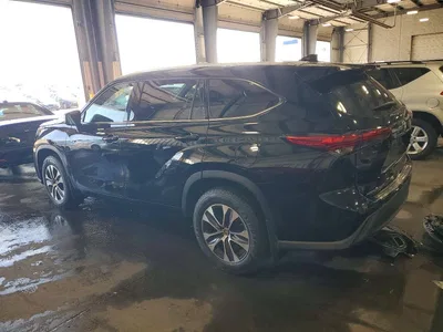 2022 TOYOTA HIGHLANDER XLE, фото 2, лот 10507283