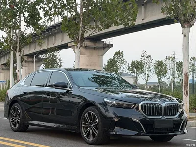 2024 BMW 5 Series 525Li M Sport Package, фото 3, лот 11141574