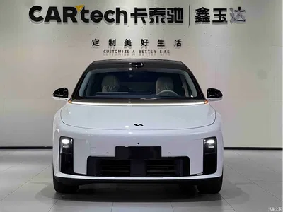 2025 Li Auto Li i8 Standard Edition, фото 2, лот 10825161