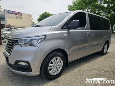 2021 Hyundai Starex Van 3-Seater, фото 2, лот 10423365