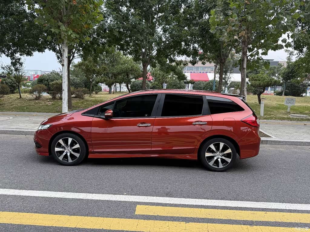 2013 Honda Jade 1.8L CVT Luxury Edition 5-seater, фото 3, лот 11195849