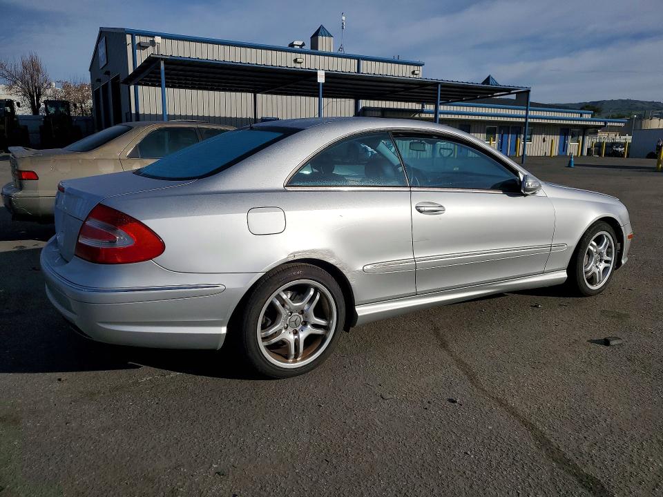 2004 MERCEDES-BENZ CLK 500, фото 3, лот 10970633