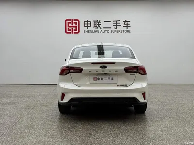 2022 Ford Focus Sedan EcoBoost 180 Auto Speed Edition, фото 2, лот 10479029