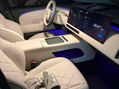 2026 Li Auto Li Xiang L9 Base Model, фото 4, лот 10825296