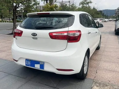 2012 Kia K2 Hatchback 1.4L AT Cool Commemorative Edition, фото 4, лот 10351196