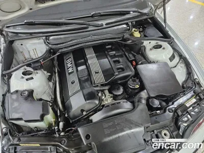 2003 BMW 3-Series 320i Sedan, фото 4, лот 10051121