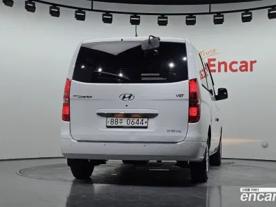 2019 Hyundai Starex Van 3-Seater, фото 3, лот 10527166