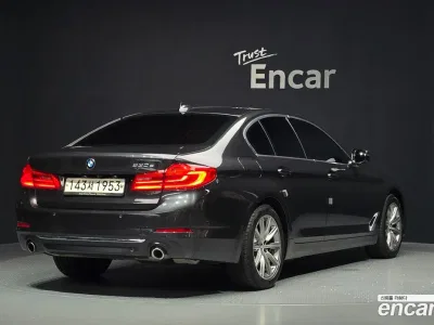 2020 BMW 5-Series 530e Luxury, фото 1, лот 10131662