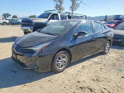 2018 TOYOTA PRIUS TWO, фото 1, лот 10527372