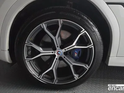 2022 BMW X6 xDrive40i M Sport, фото 4, лот 10210352