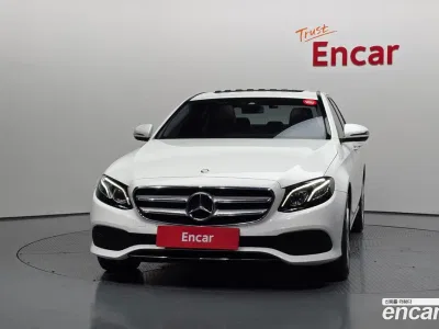 2017 Mercedes-Benz E-Class E220d Avantgarde, фото 2, лот 10051205