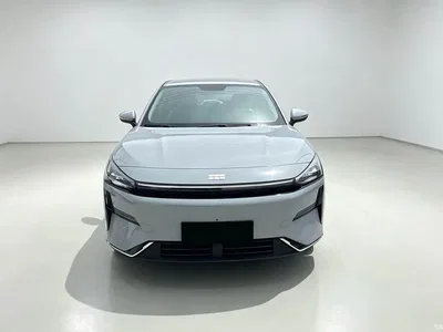 2025 Geely Galaxy Galaxy L6 EM-i 140km Voyage Edition, фото 2, лот 10428568
