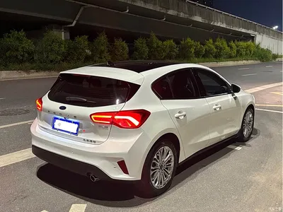 2019 Ford Focus Hatchback EcoBoost 180 Automatic Sharp, фото 4, лот 10780491