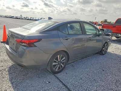 2021 NISSAN VERSA SV, фото 3, лот 10748318