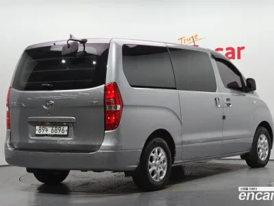 2015 Hyundai Starex 3-Seater VAN, фото 2, лот 10161308