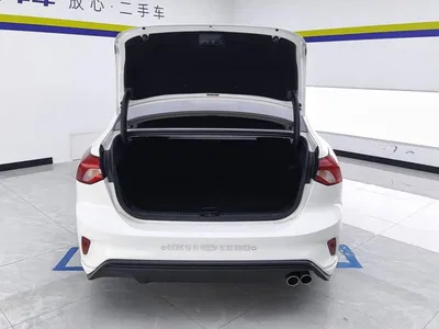 2021 Ford Focus Sedan EcoBoost 180 Auto ST Line, фото 4, лот 10414189