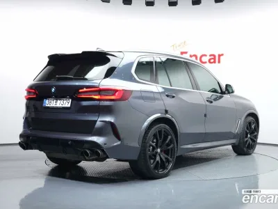 2022 BMW X5 M50i, фото 2, лот 10074306