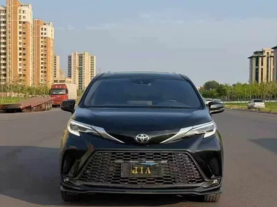 2024 Toyota Granvia 2.5L Hybrid Premium PLUS 4WD Edition, фото 2, лот 11081576