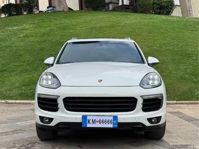 2015 Porsche Cayenne, фото 2, лот 10410578