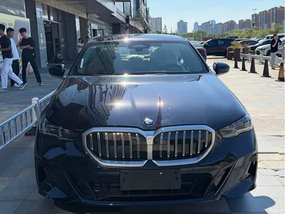 2026 BMW 5 Series 530Li Exclusive M Sport Package, фото 2, лот 10632755