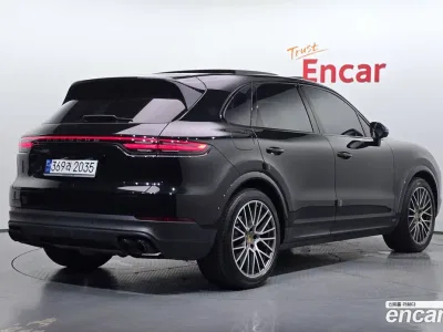 2023 Porsche Cayenne 3.0 PLATINUM EDITION, фото 2, лот 10089611