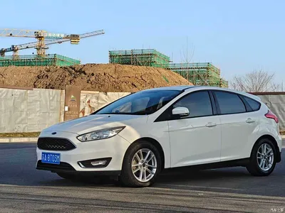 2015 Ford Focus Hatchback 1.6L Automatic Trend, фото 1, лот 10296969
