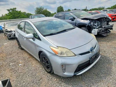 2013 TOYOTA PRIUS TWO, фото 4, лот 10536140