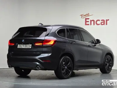 2020 BMW X1 xDrive 20i Advantage, фото 2, лот 10065176