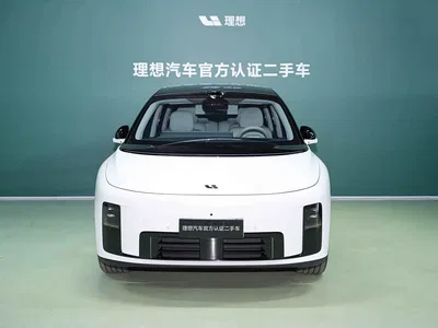 2025 Li Auto Li i8 Standard Edition, фото 2, лот 10825076