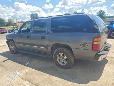 2002 CHEVROLET SUBURBAN C1500, фото 2, лот 10975429