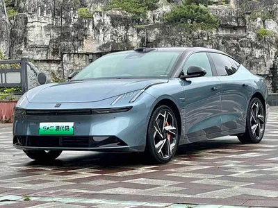 2025 Lynk & Co Z10 95kWh 702km AWD Smart Drive Ultra, фото 3, лот 10316568